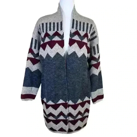 NWOT Debut Aztec Boho Soft Oversized Open Front Long Sleeve Cardigan Size XS - Picture 1 of 11